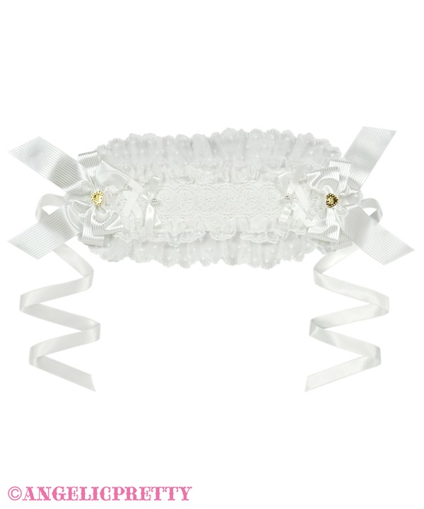 Lace Heart Charm Rose Lace Headdress - White