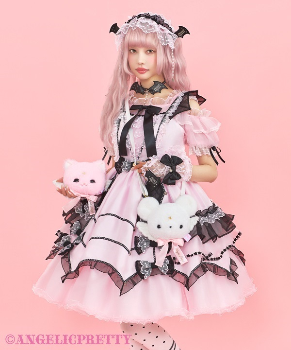 ◆ Milky Bear Milky Bear Face Pouch - Sax [252BG09-180295-sx] - $126.00