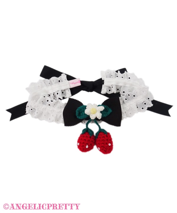 Sweet Strawberry Knitted Choker - Black