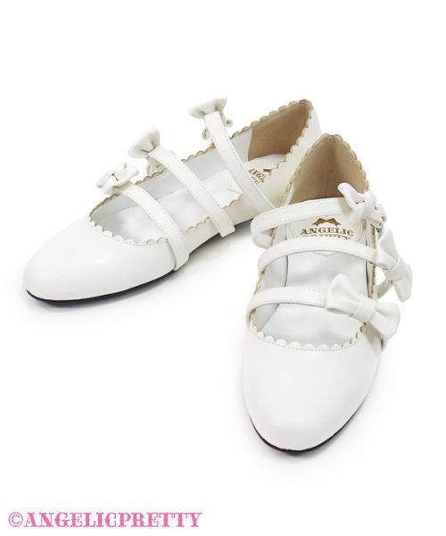 Walking Ribbon Shoes (L) - White