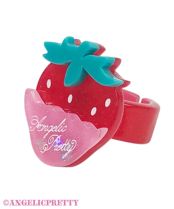 Dressed Up Berry Ring - Red